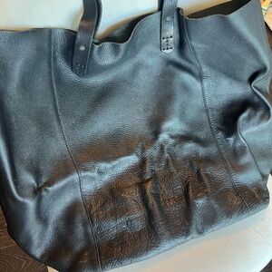 Ultra Soft Hand-Cut Lamb Leather Oversized Tote Bag - Black (Used)